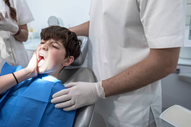 Best Emergency Cosmetic Dentistry (e.g., broken veneers) in Fairway, KS